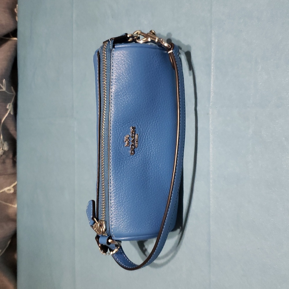 Coach Blue Leather Mini Barrwl Women's Wristlet Clutch